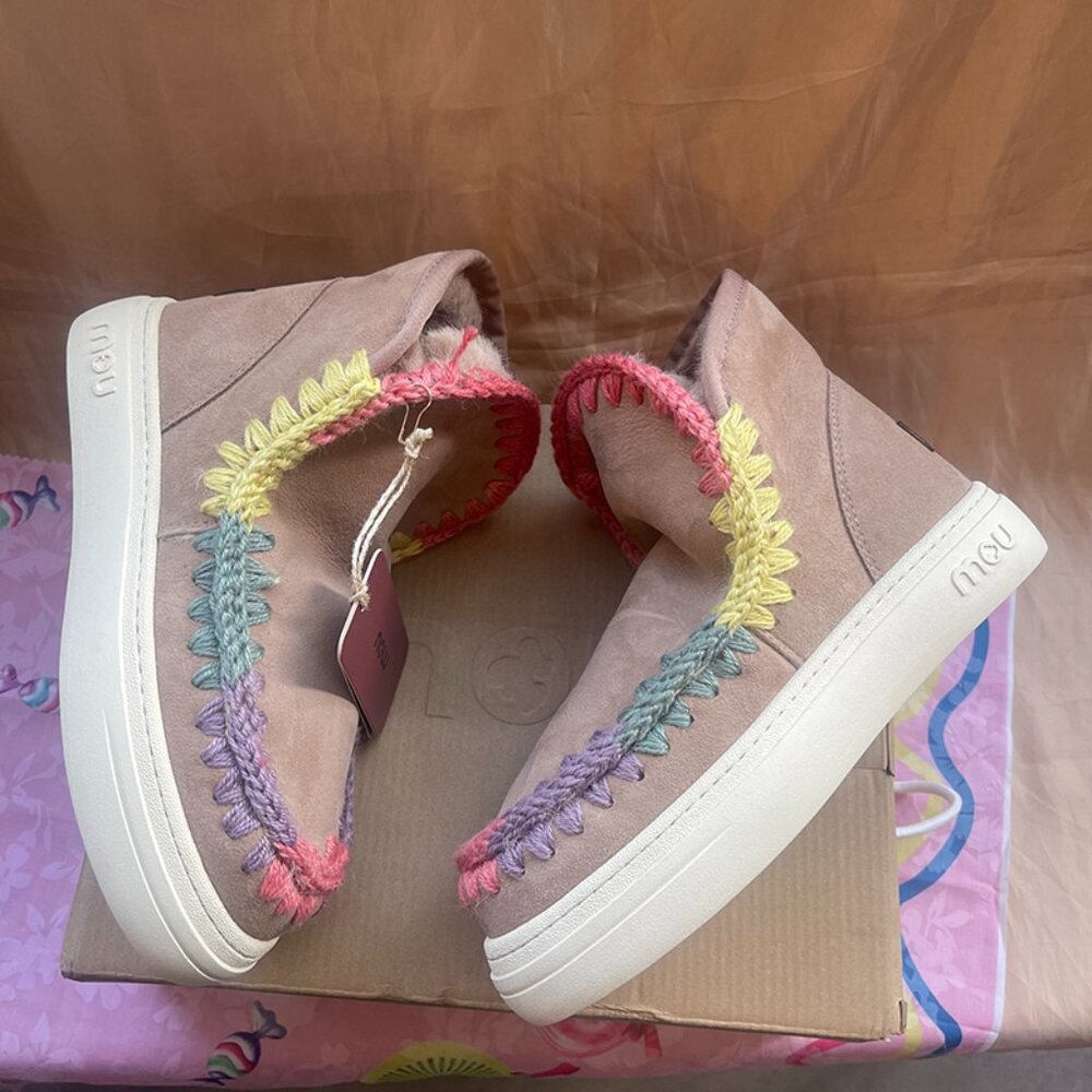 Mou Eskimo Sneaker Bold Low Heels Ankle Boots In Camel Suede